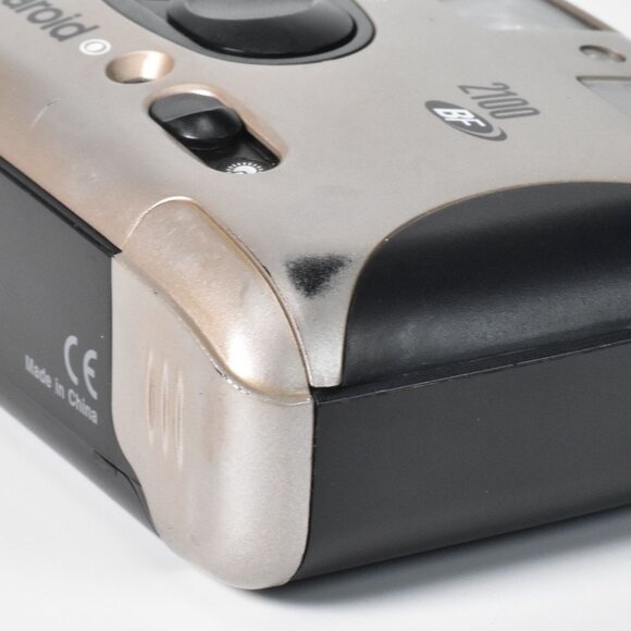 Vintage Polaroid 2100 BF Focus Free 35mm Compact Film Camera - Picture 11 of 11